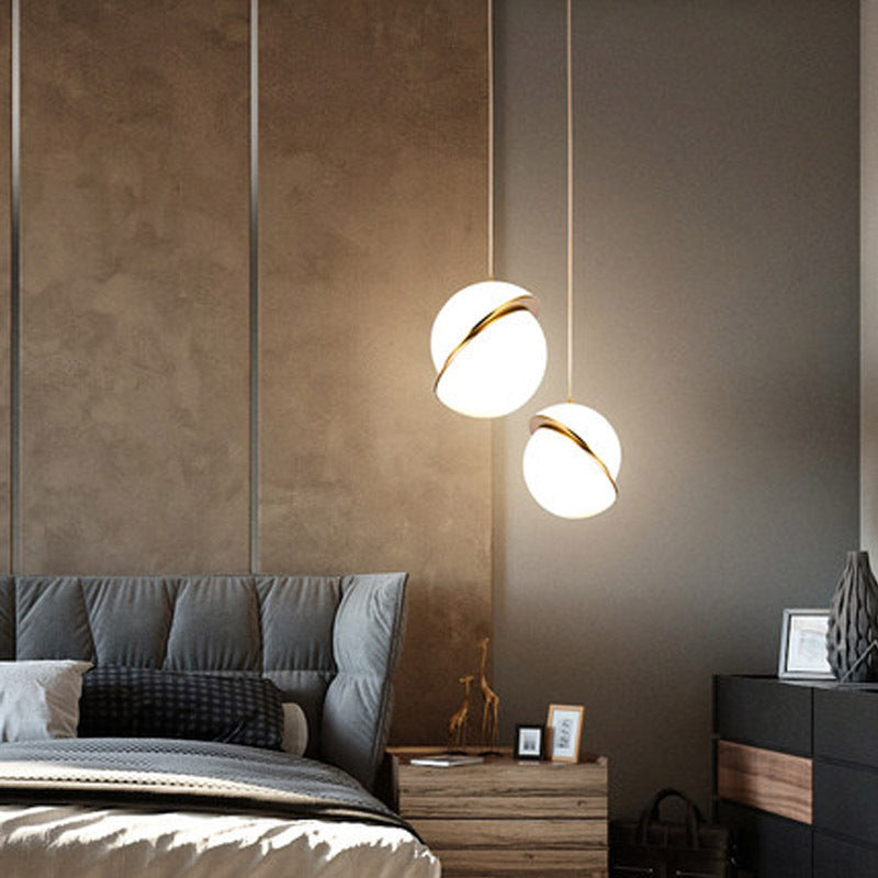 Nordycka i nowoczesna lampa