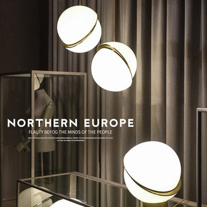 Nordycka i nowoczesna lampa